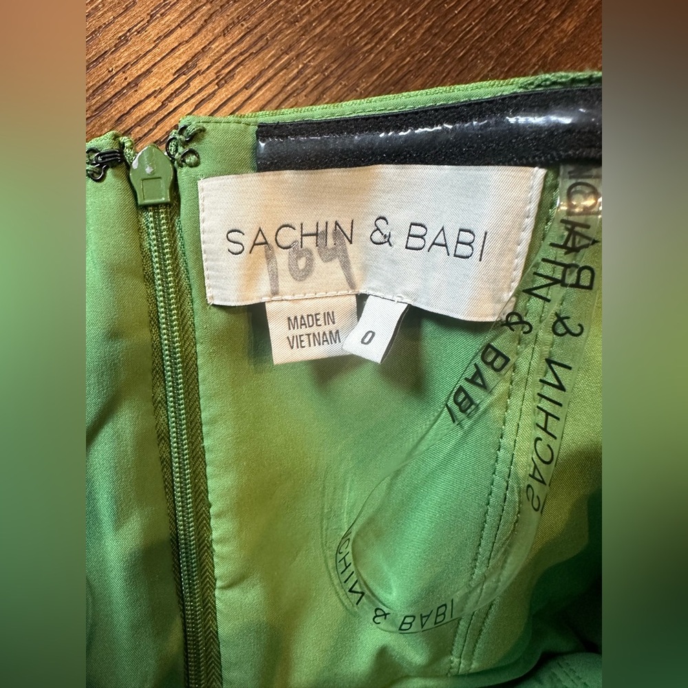 Sachin + Babi - Darian Bow-Detailed Strapless Green Cocktail Dress - Size 0 - Picture 7 of 10